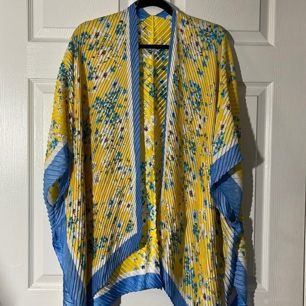 Banana Republic - Pleated Kimono